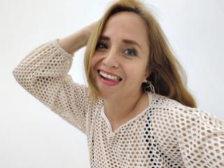 Ver la ficha detallada de CamilaLux