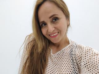 Voir la fiche détaillée de CamilaLux