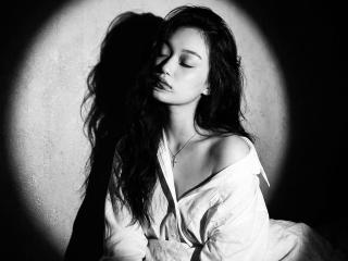 Voir la fiche détaillée de AlidaKarma