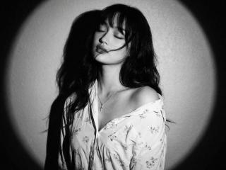 Voir la fiche détaillée de AlidaKarma