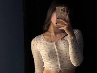 Ver la ficha detallada de AlidaKarma