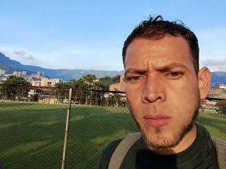 Voir la fiche détaillée de Chevere1993