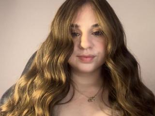 Ver la ficha detallada de ZoeBaker69