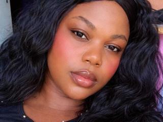 Voir la fiche détaillée de BigCurvyMermy