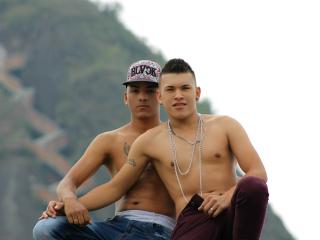 AndyForJoseph - Cam sex avec un Couple Homo corps dans la norme sur la plateforme XloveCam 