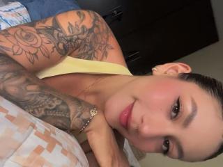 Ver la ficha detallada de EmilyRobertts