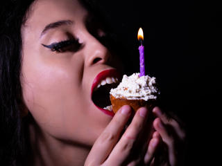 Voir la fiche détaillée de KendraSimons