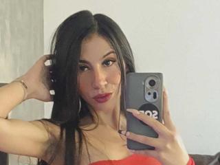 Ver la ficha detallada de NahomyCarther