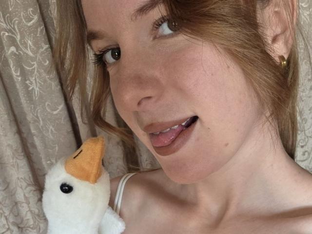 DebbyPennimpede - Live porn &amp; sex cam - 29424380