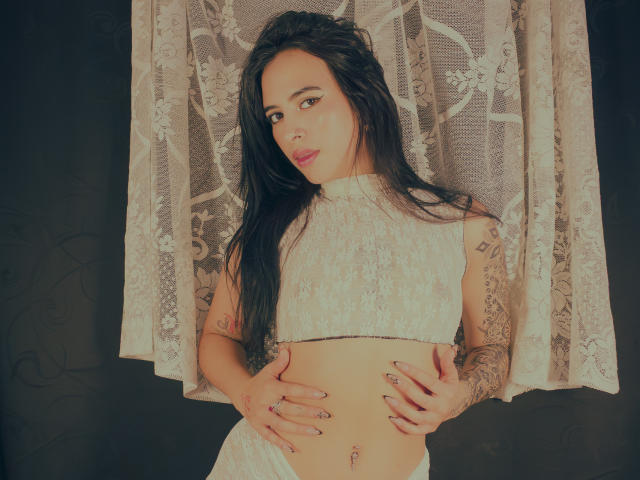 LunaDesire - Live porn &amp; sex cam - 29424758
