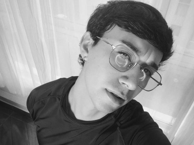 OliverHot69 - Live sexe cam - 29425817