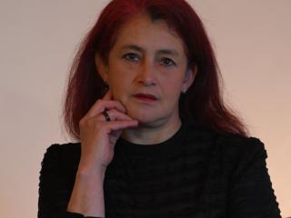 Voir la fiche détaillée de HelenaHank