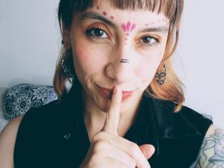 Voir la fiche détaillée de AliRousse