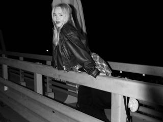 Voir la fiche détaillée de LedaFluegel