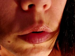 Voir la fiche détaillée de OrianaLaFrancaise