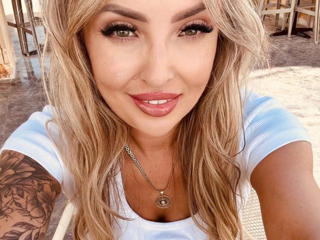 LadyKatie-hot - Live porn &amp; sex cam - 29435132