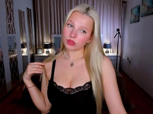 AliceWhitey - Live porn &amp; sex cam - 29435339