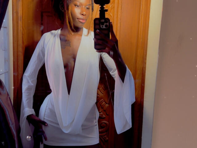 KharlaQueen - Live porn &amp; sex cam - 29443982