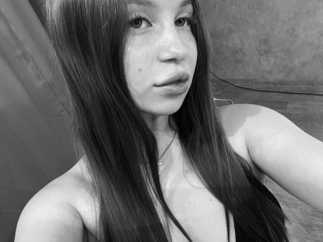 BellaLuvv - Live sex cam - 29448311