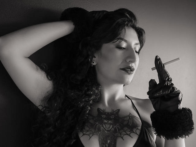 VampirellaCramy - Live porn &amp; sex cam - 29450039