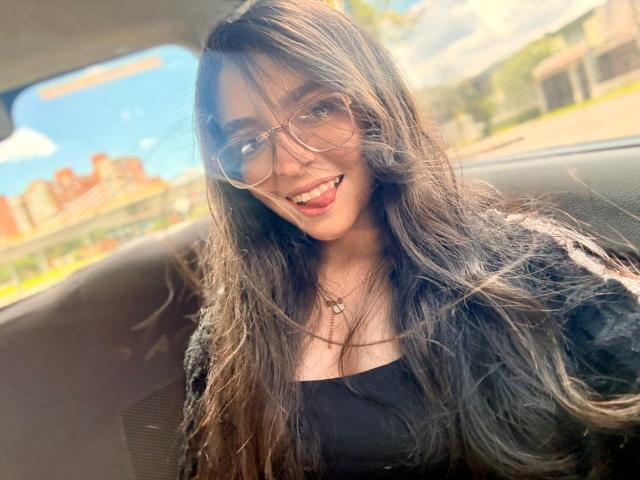 EvaMcAllister - Live Sex Cam - 29451740