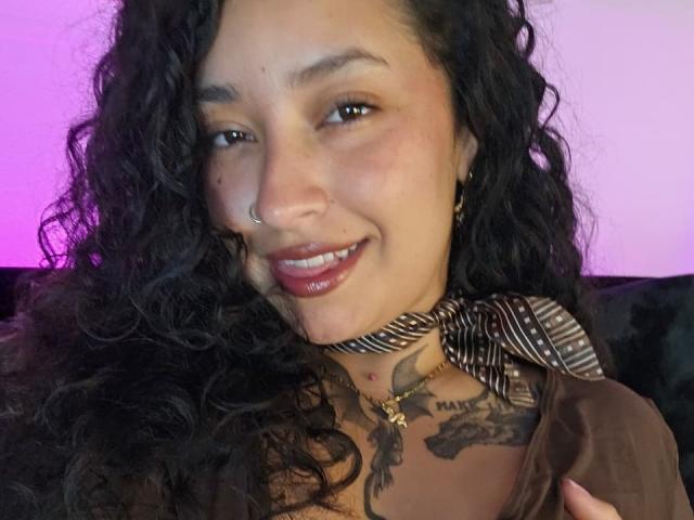 CarmilleZlata - Porno na żywo i seks kamera - 29453630