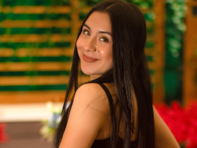 ChloeXk - Live sexe cam - 29454116