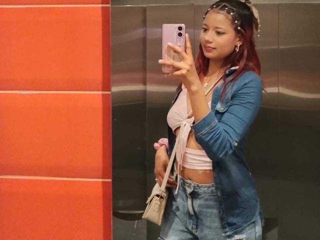 SofiaHilton - Live sexe cam - 29465435