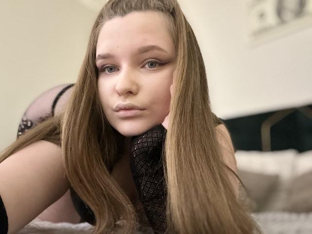 MagikPeachh - Live sex cam - 29469887