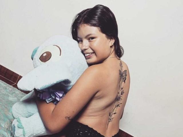 LadyCharlottex69 - Live porn &amp; sex cam - 29472194