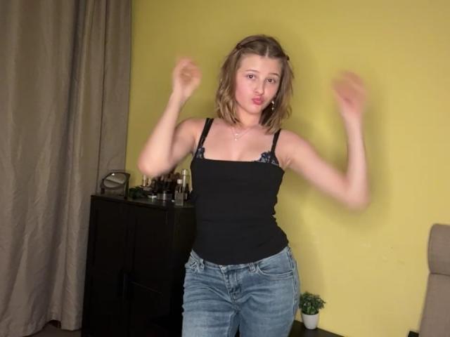 OlimpiaWiatrek - Live porn &amp; sex cam - 29473526