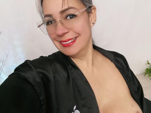 LailaCastillo - Live Sex Cam - 29473709