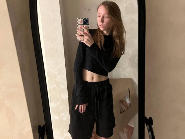 JeriMclatchy - Porno na żywo i seks kamera - 29479622