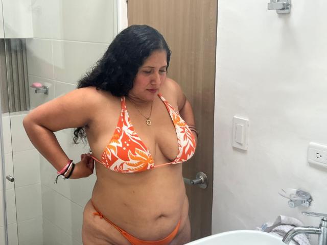 GenesisMontenegro - Sexe cam en vivo - 29479916