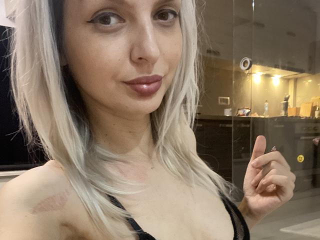 DouceAmelia - Live sex cam - 29489894