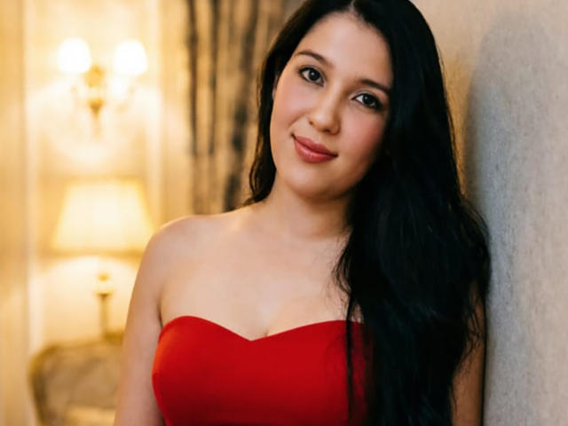 LuxyLeim - Live sex cam - 29491484