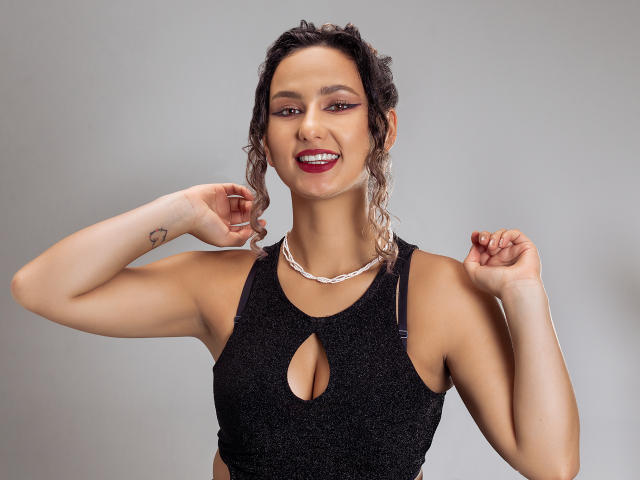 FloraSaenz - Live sex cam - 29494340