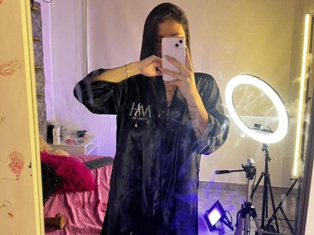 MaddyCarina - Live porn &amp; sex cam - 29494742