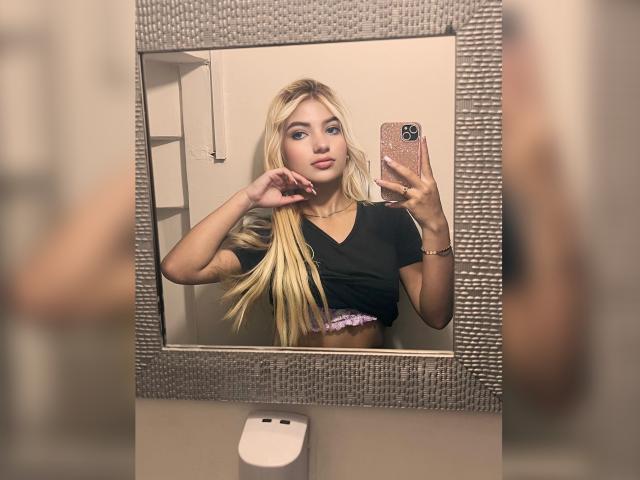 SabrinaColle - Live sex cam - 29502962