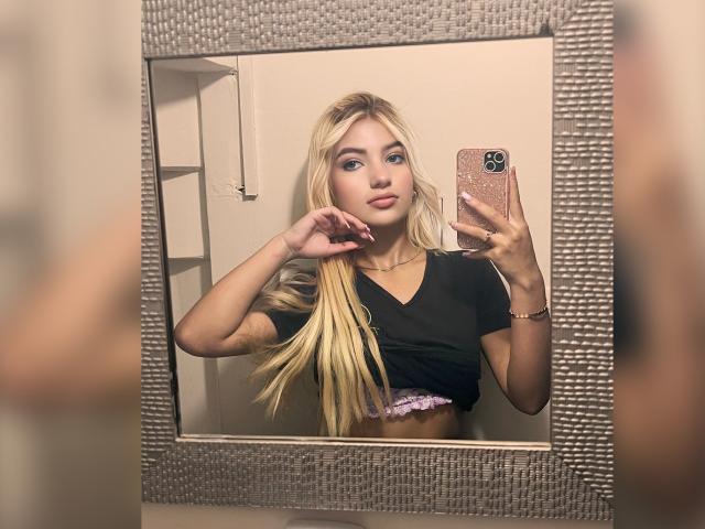 SabrinaColle - Live sex cam - 29503202