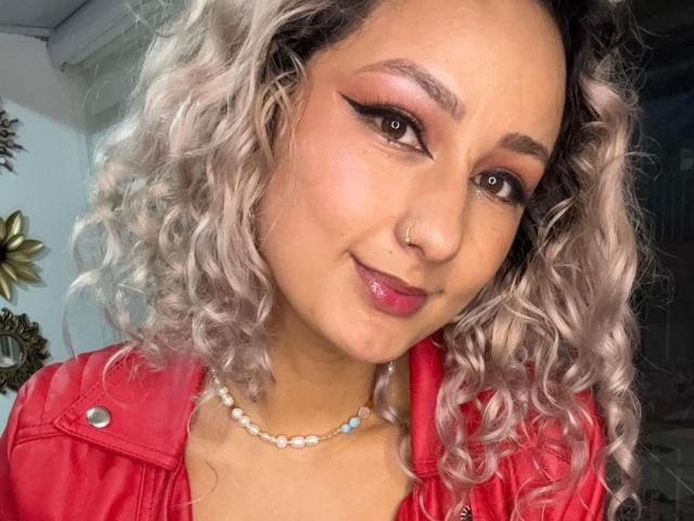 FloraSaenz - Live porn &amp; sex cam - 29505056
