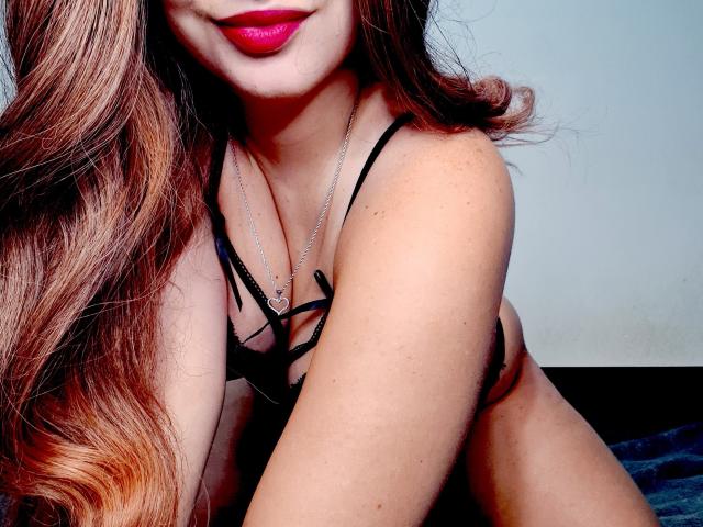 GiannaSexxy - Live porn &amp; sex cam - 29508395