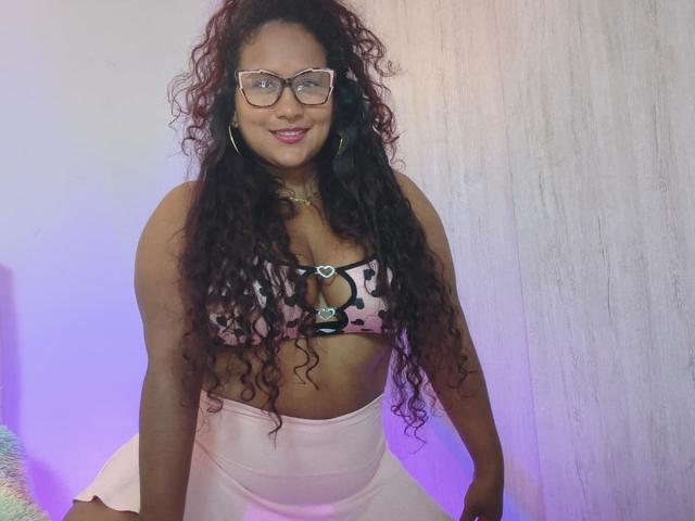 YiyaHot69 - Live porn &amp; sex cam - 29511596