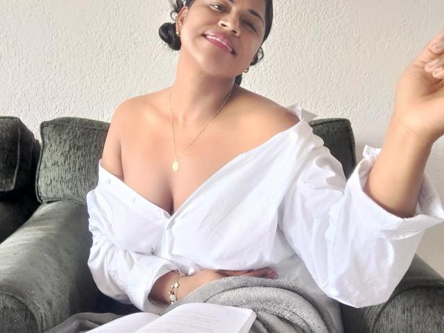 IvannaDuran - פורנו בשידור חי ומצלמת סקס - 29513723
