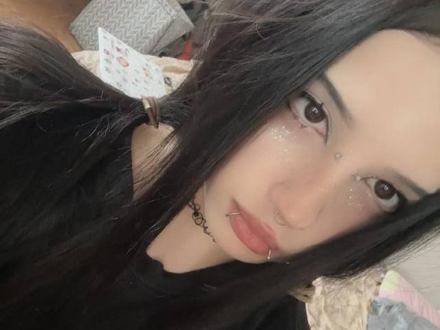 LaineNewmon - Live porn &amp; sex cam - 29519252