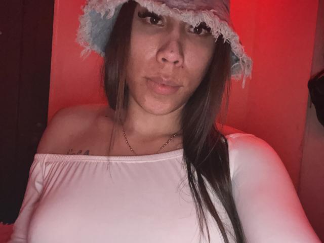 GeraldineSuan - Sexe cam en vivo - 29521289