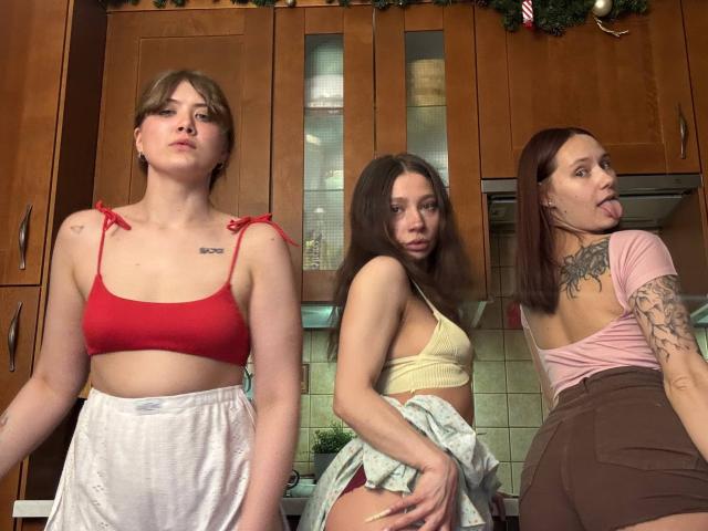 HotCaramelsTrio - Live porn &amp; sex cam - 29521964