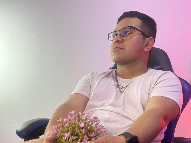 ThiiagoSaenz - Live porn &amp; sex cam - 29523734