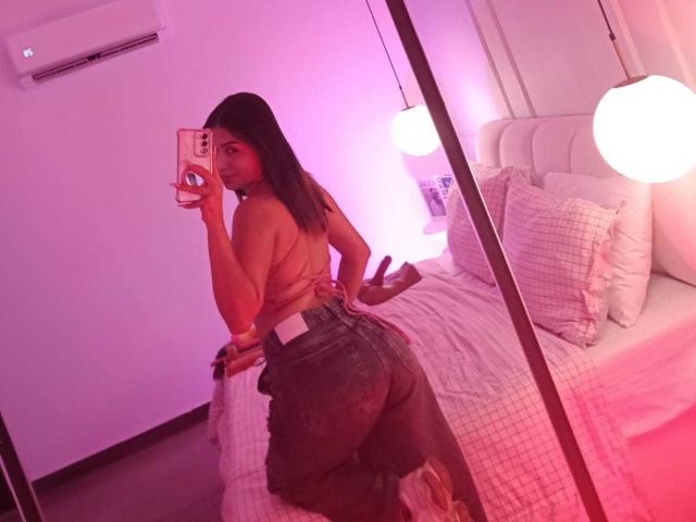 ZammySanz - Live porn &amp; sex cam - 29524859