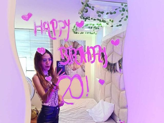 ValerieWoods - Live porn &amp; sex cam - 29524913